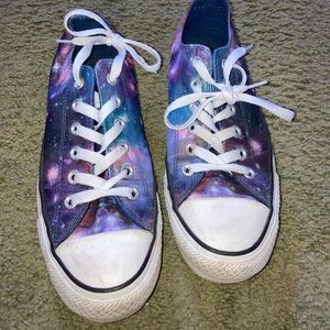 Low top galaxy converse